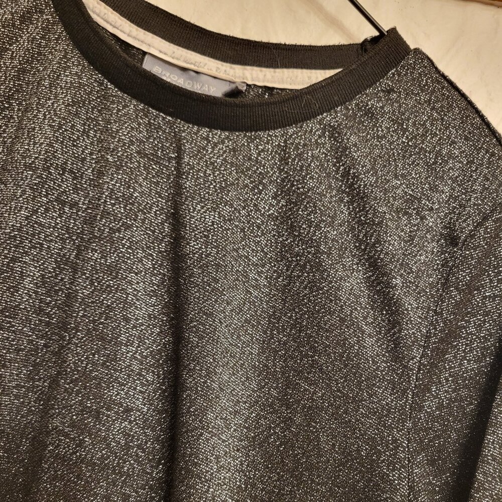 Broadway NYC Metallic‎ Black Silver Sparkle Top Size M